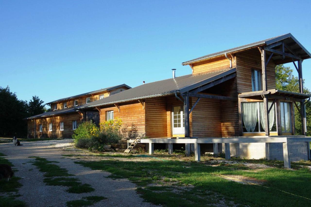 红泉住宿加早餐旅馆 Coligny 外观 照片